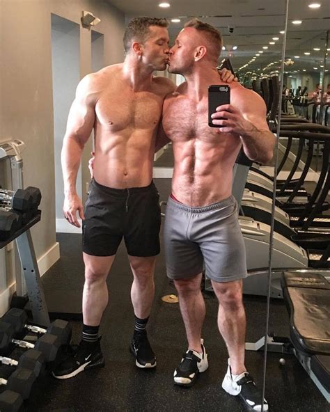 gay muscle guys having sex